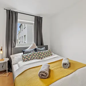 Perfect Location, 2 Min To Main Station, Long Term , Вена Австрия