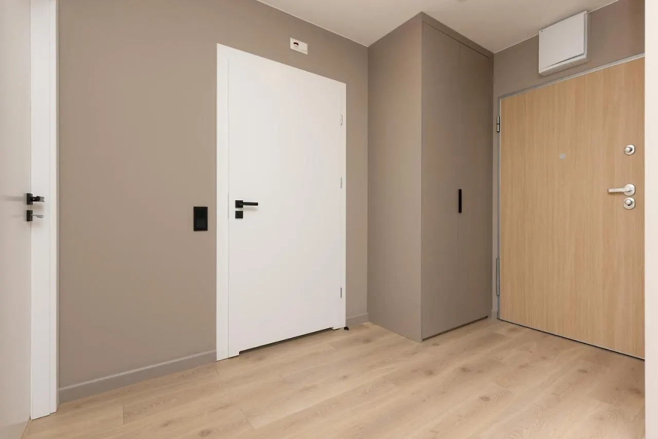 Aparthotel Mokotow Business Center By Noclegi Renters Warsaw Apartment