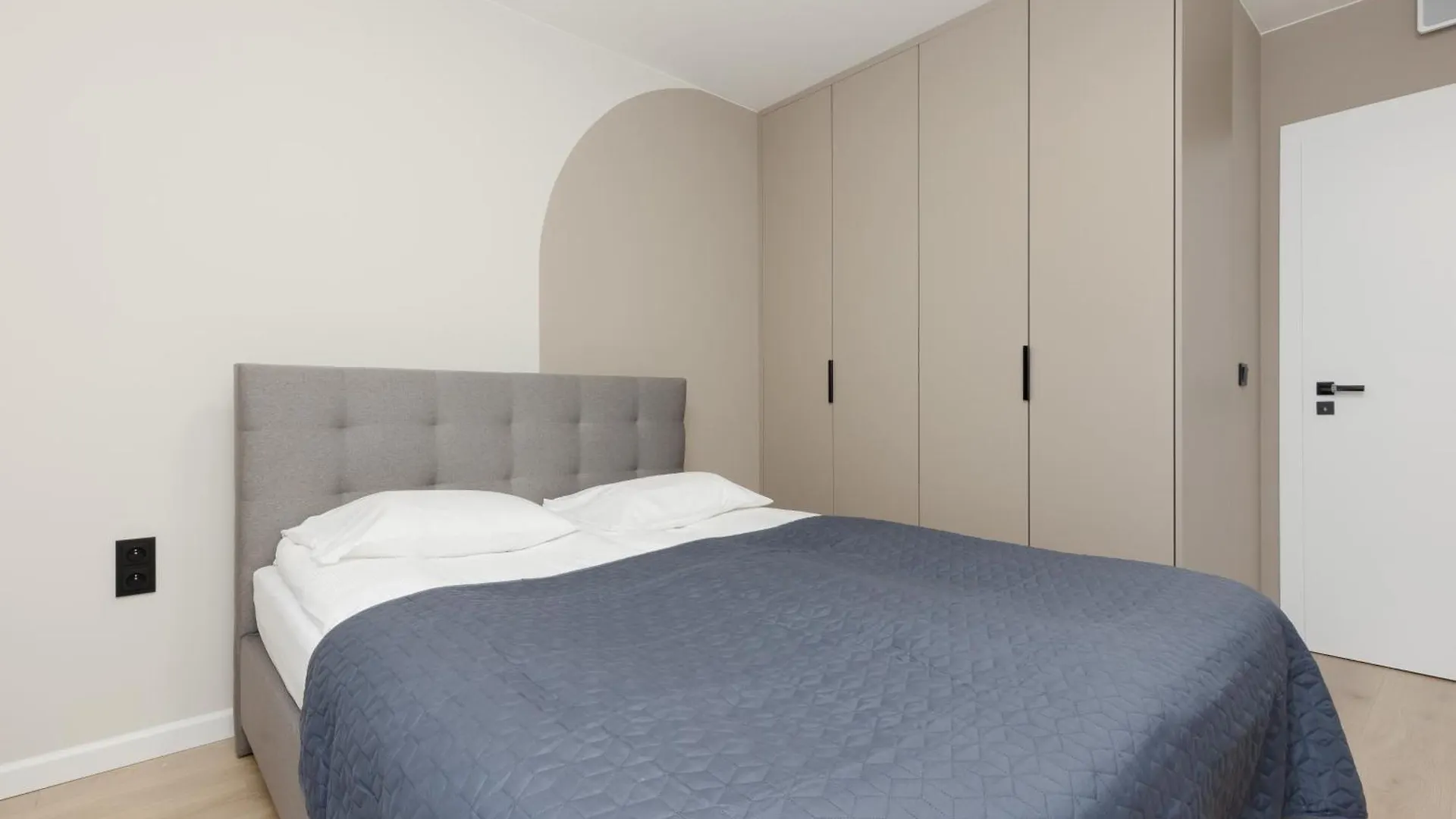 Apartment Aparthotel Mokotow Business Center By Noclegi Renters Warsaw