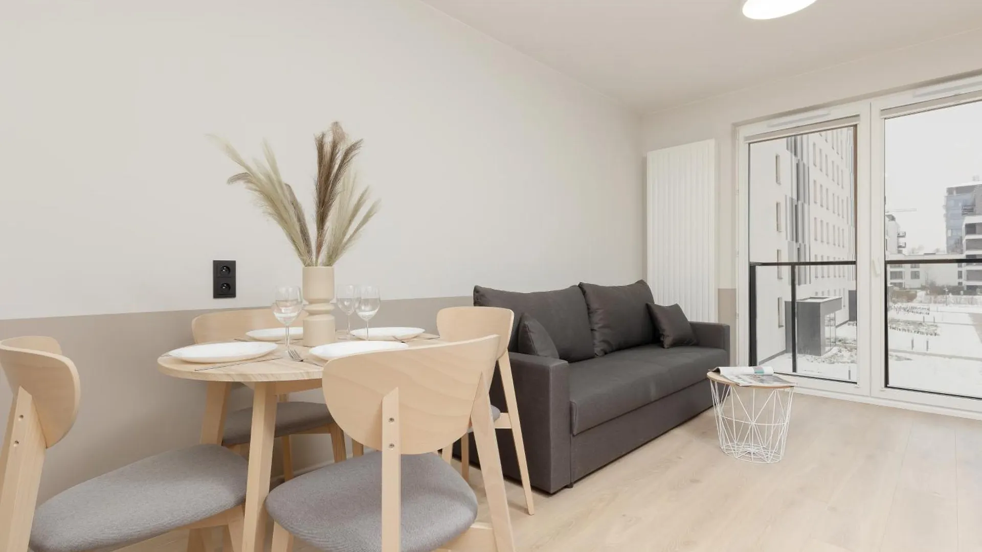 Aparthotel Mokotow Business Center By Noclegi Renters Warsaw Poland