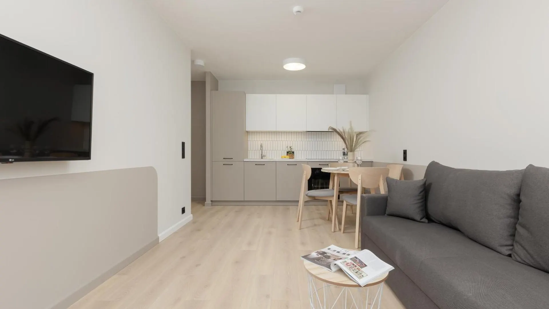 Aparthotel Mokotow Business Center By Noclegi Renters Warsaw Poland
