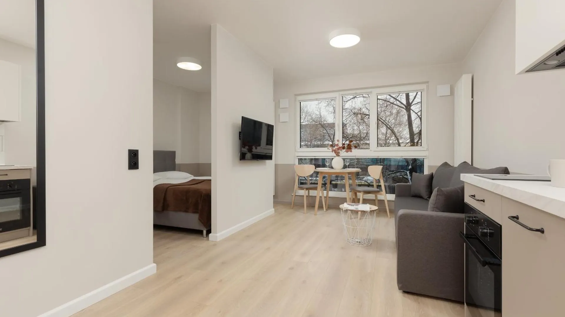 Aparthotel Mokotow Business Center By Noclegi Renters Warsaw Apartment